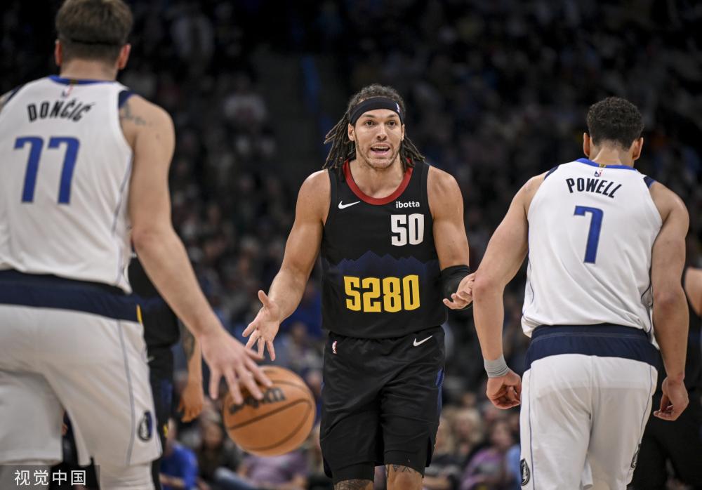 这使他在场 这使他在场